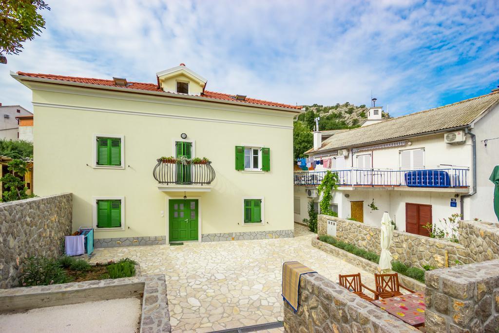 Apartment Barbina Kastelina Sveti Juraj Exteriör bild